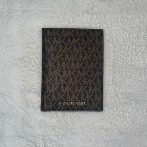 Passport wallet